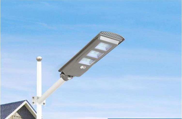 Hoàng Quốc Bảo là đơn vị phân phối hàng loạt dòng đèn NLMT trung và cao cấp