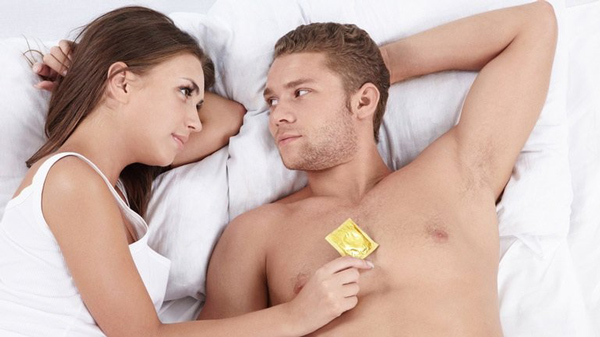 Sử dụng bao cao su có an toàn với sức khỏe không?