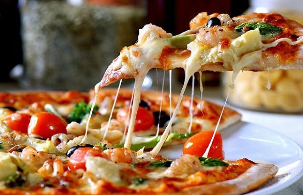Cách làm pizza hải sản tại nhà hấp dẫn như Pizza Hut - META.vn