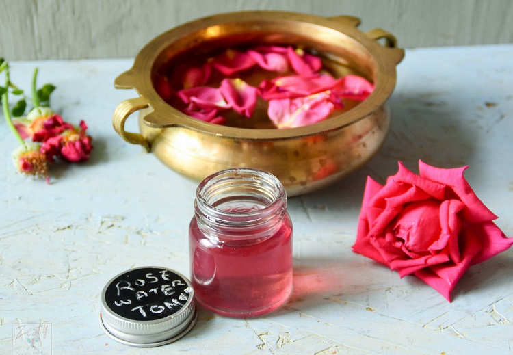 Cách làm nước hoa hồng tại nhà đơn giản, hiệu quả gấp đôi • Hello Bacsi