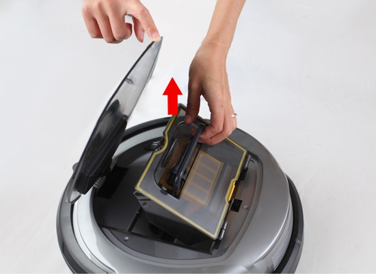 Thường xuyên vệ sinh bộ phụ kiện và thân robot Thường xuyên vệ sinh bộ phụ kiện và thân robot