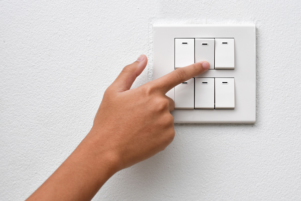 Mách nhỏ bạn cách tiết kiệm điện hiệu quả cho gia đình