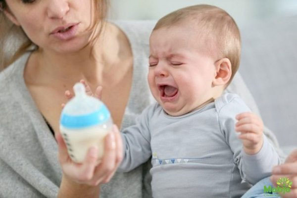 Cách nhận biết sữa mẹ bị hỏng