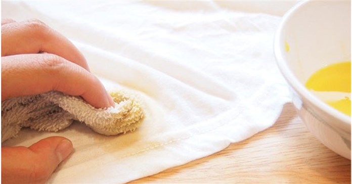 Cách tẩy nhựa trái cây trên đồ dùng, quần áo nhanh chóng, đơn giản nhất