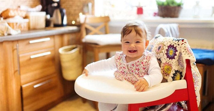 Ghế ăn dặm Mastela của nước nào? Có tốt không?