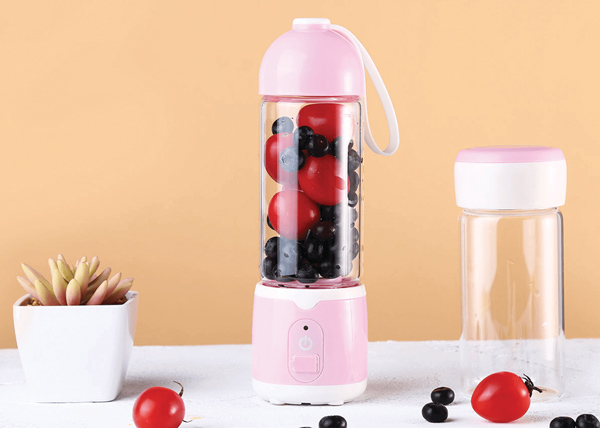 Có nên dùng máy xay sinh tố mini sạc điện?