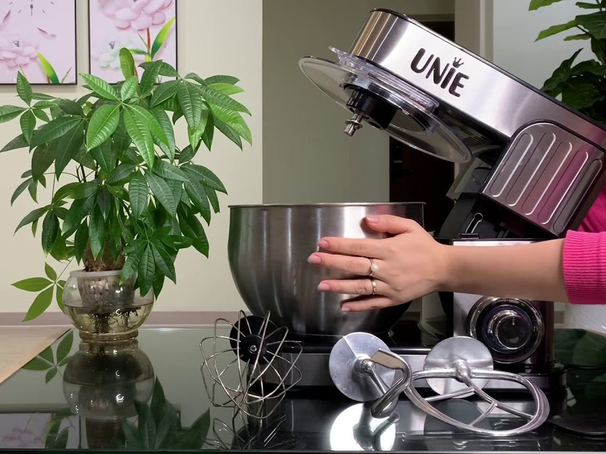 Máy trộn bột Unie