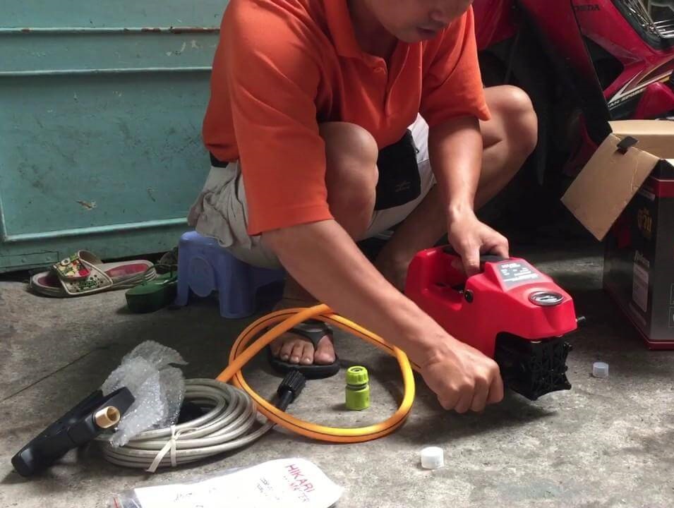Máy rửa xe mini gia đình