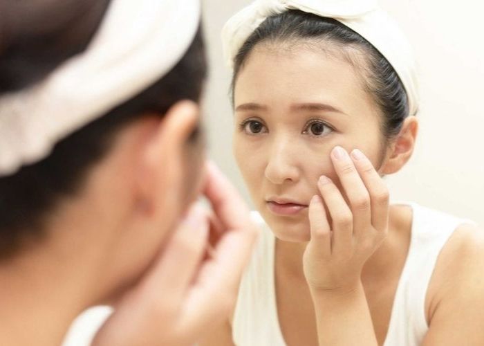 Tác hại của Clo dư trong nước máy khiến da khô, dễ kích ứng