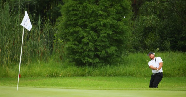 Pitching là một kĩ thuật phổ biến trong đánh golf.
