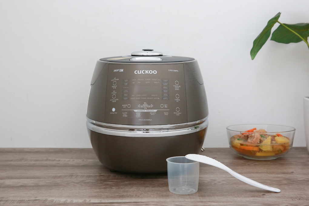 nồi cơm điện Cuckoo CHSS1009FN