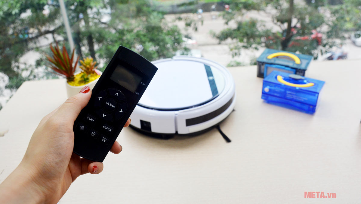 Sử dụng robot hút bụi Medion MD18501