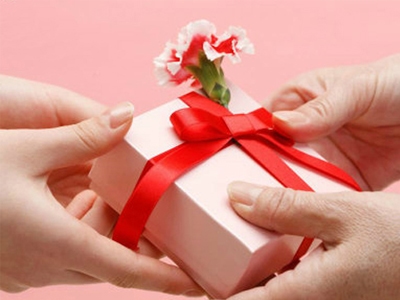 Top món quà tặng vợ ngày 20 tháng 10 ý nghĩa nhất