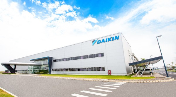 Nhà máy sản xuất điều hòa, máy lạnh Daikin tại Việt Nam.