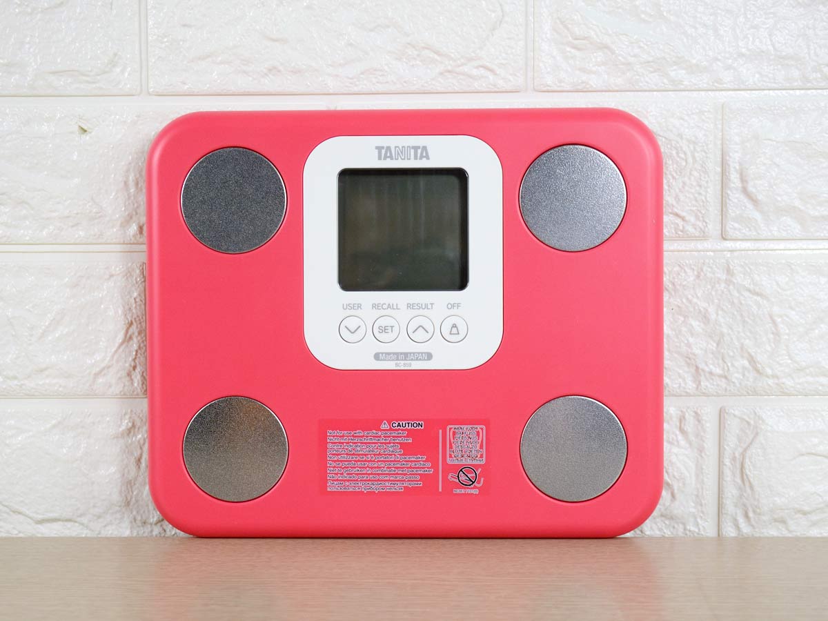 Cân sức khỏe và phân tích cơ thể Tanita BC-859