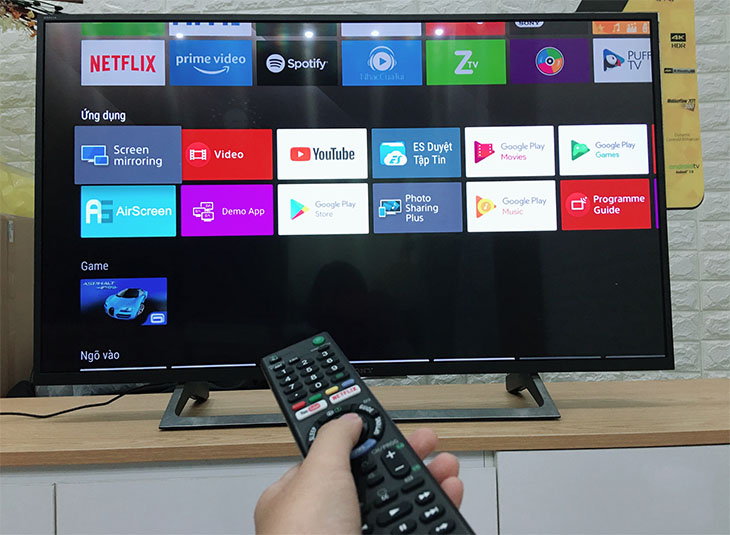 Mở giao diện screen mirroring trên máy tính