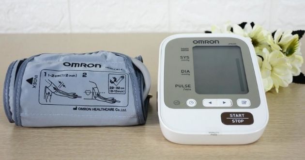 Máy đo huyết áp Omron JPN600 có độ chính xác cao không?
