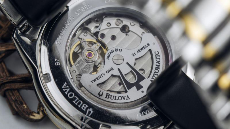 Cách phân biệt đồng hồ Bulova thật - giả