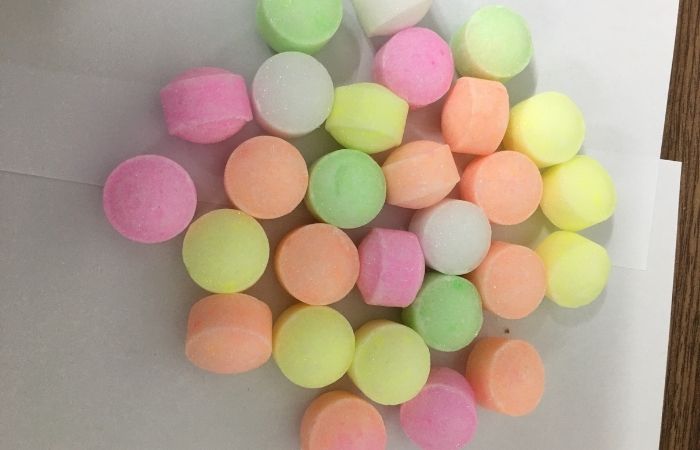 Các gia đình có trẻ nhỏ cần lưu ý cẩn thận khi sử dụng băng phiến