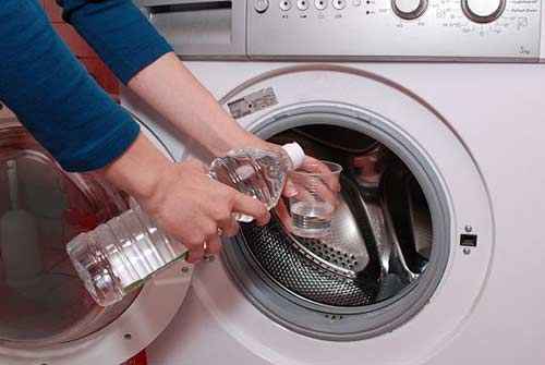 Cách vệ sinh máy giặt bằng giấm