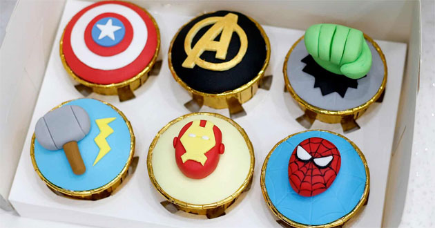 Tổng hợp mẫu bánh sinh nhật siêu nhân và người nhện đẹp nhất | Laravan.vn