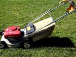 Địa chỉ mua máy cắt cỏ Honda GX35 tại TPHCM, Hà Nội