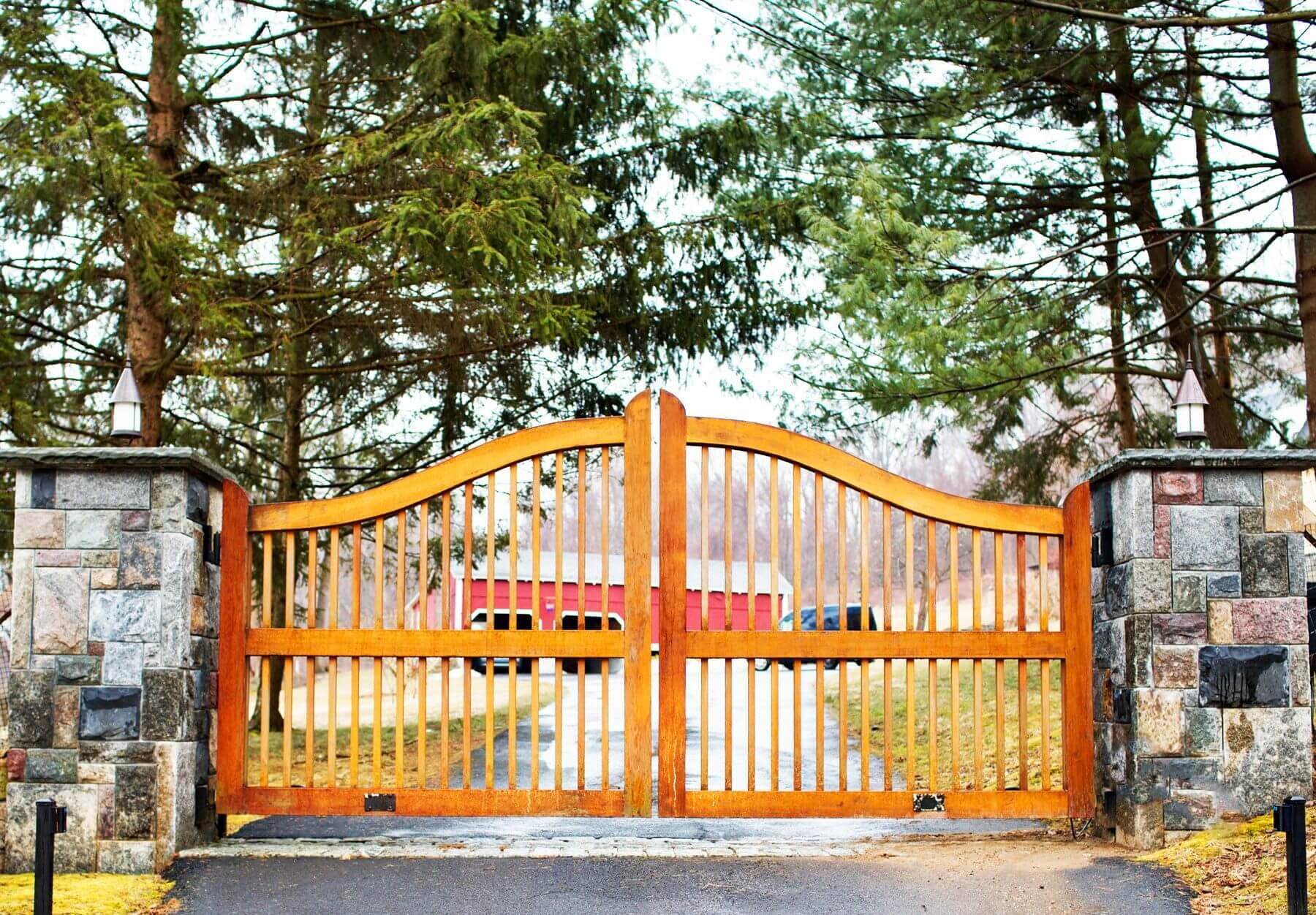 Những màu cửa sắt, cổng sắt đẹp cho nhà cấp 4, biệt thự, nhà vườn Những màu cửa sắt, cổng sắt đẹp cho nhà cấp 4, biệt thự, nhà vườn