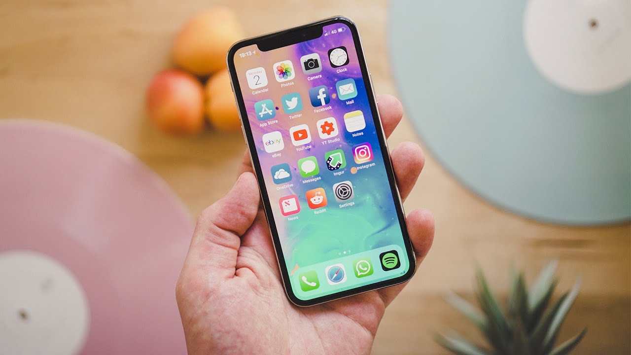 Người ta cũng có thể kiểm tra xuất xứ iPhone bằng IMEI