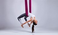 Yoga bay là gì? Lợi ích và những lỗi cần tránh khi tập yoga bay