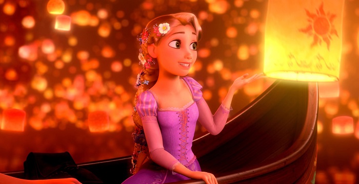Video: Thiếu nữ trở nên nổi tiếng vì trang điểm giống hệt công chúa Disney