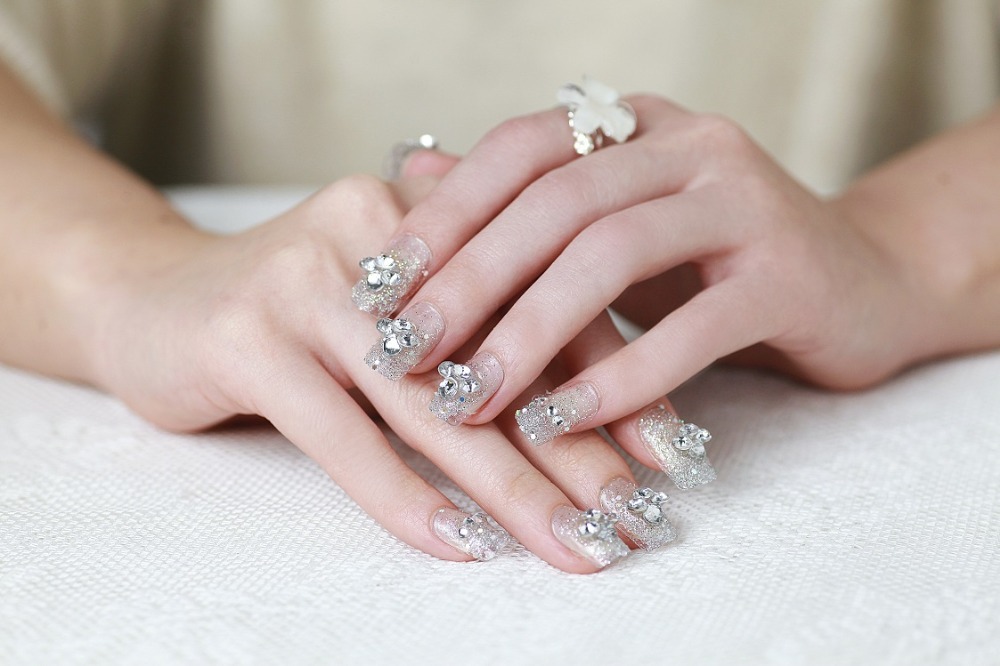 Top hơn 93 móng tay cô dâu đơn giản tuyệt vời nhất  Tin học Đông Hòa