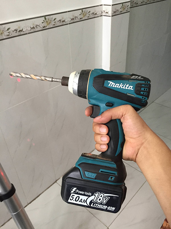 Máy khoan pin Makita 12V tốt nhất