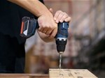 So sánh máy khoan pin Bosch và Makita loại nào tốt hơn?