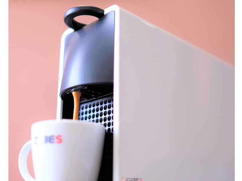 Máy pha cà phê viên nén Nespresso Krups Essenza Mini