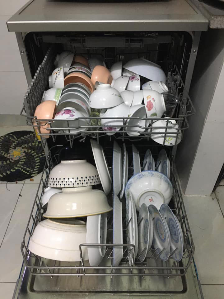 Cách xếp bát đĩa vào máy rửa bát