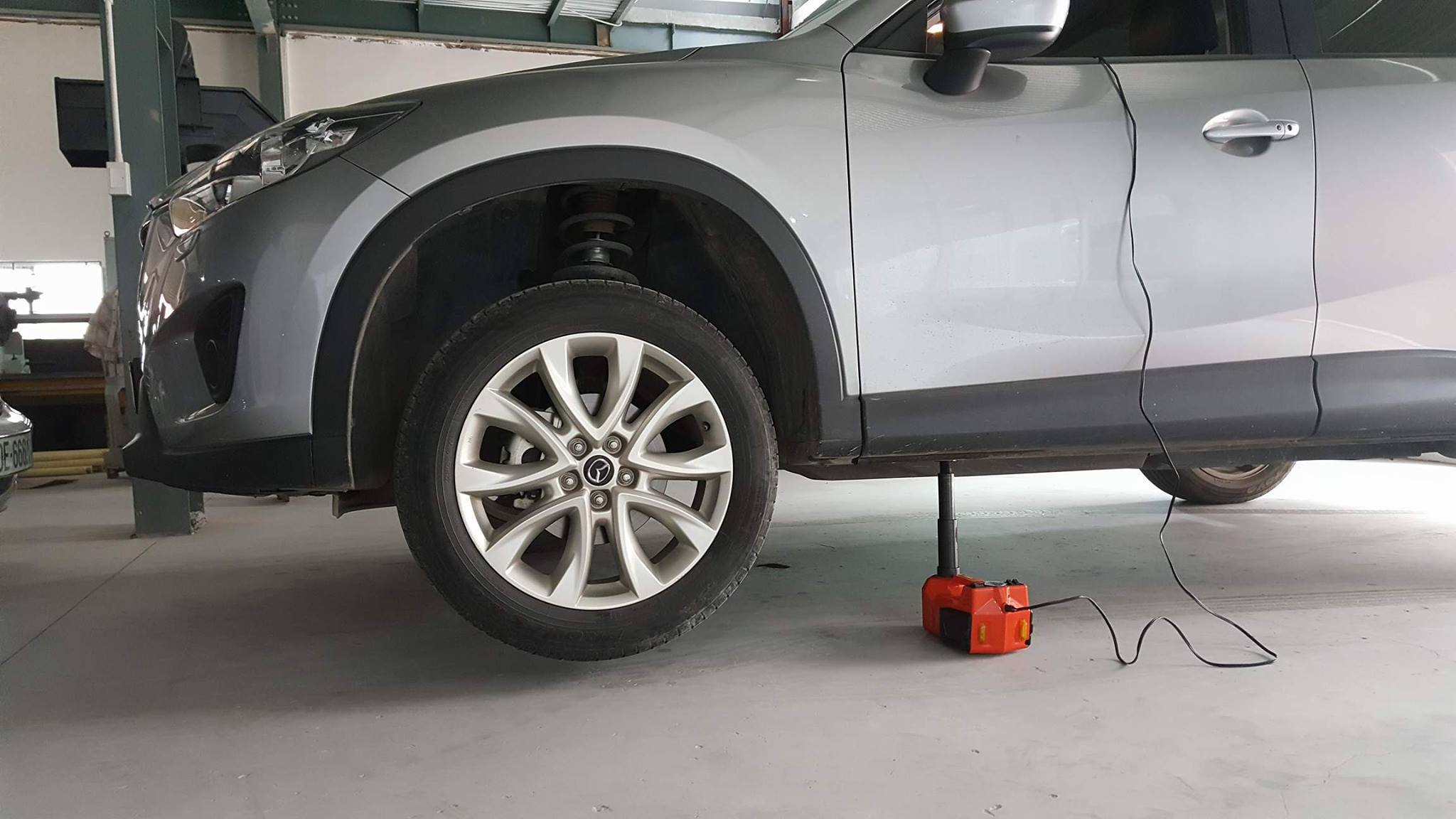 Mua con đội ô tô ở đâu tốt?