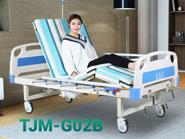 Giường bệnh nhân 2 tay quay có bô vệ sinh TJM-G02B 