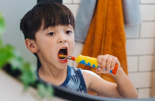 Bàn chải điện cho bé loại nào tốt