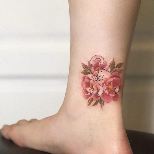 Hình xăm hoa mẫu đơn: Ý nghĩa và mẫu tattoo mini đẹp ở chân, tay ...