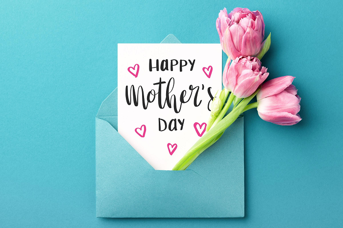 Hôm nay là ngày lễ của các bà mẹ, hãy tặng cho người mẹ của bạn một món quà đầy ý nghĩa. Gửi tặng một thiệp chúc mừng đầy màu sắc và tình cảm để thể hiện tình yêu của bạn dành cho người mẹ thân yêu. Từ những lời cảm ơn đến những lời chúc sức khỏe và hạnh phúc, thiệp chúc mừng của bạn sẽ là món quà ý nghĩa trong ngày lễ của các bà mẹ.