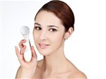 Máy nâng cơ mặt có hiệu quả không, có nên dùng tại nhà không?