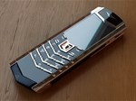 Vertu là gì, dùng hệ điều hành gì? Giá điện thoại Vertu bao nhiêu?