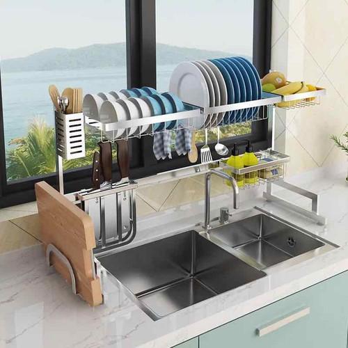 Nên dùng kệ chén treo tường hay kệ chén đứng?