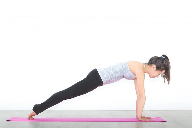 Tư thế plank rose