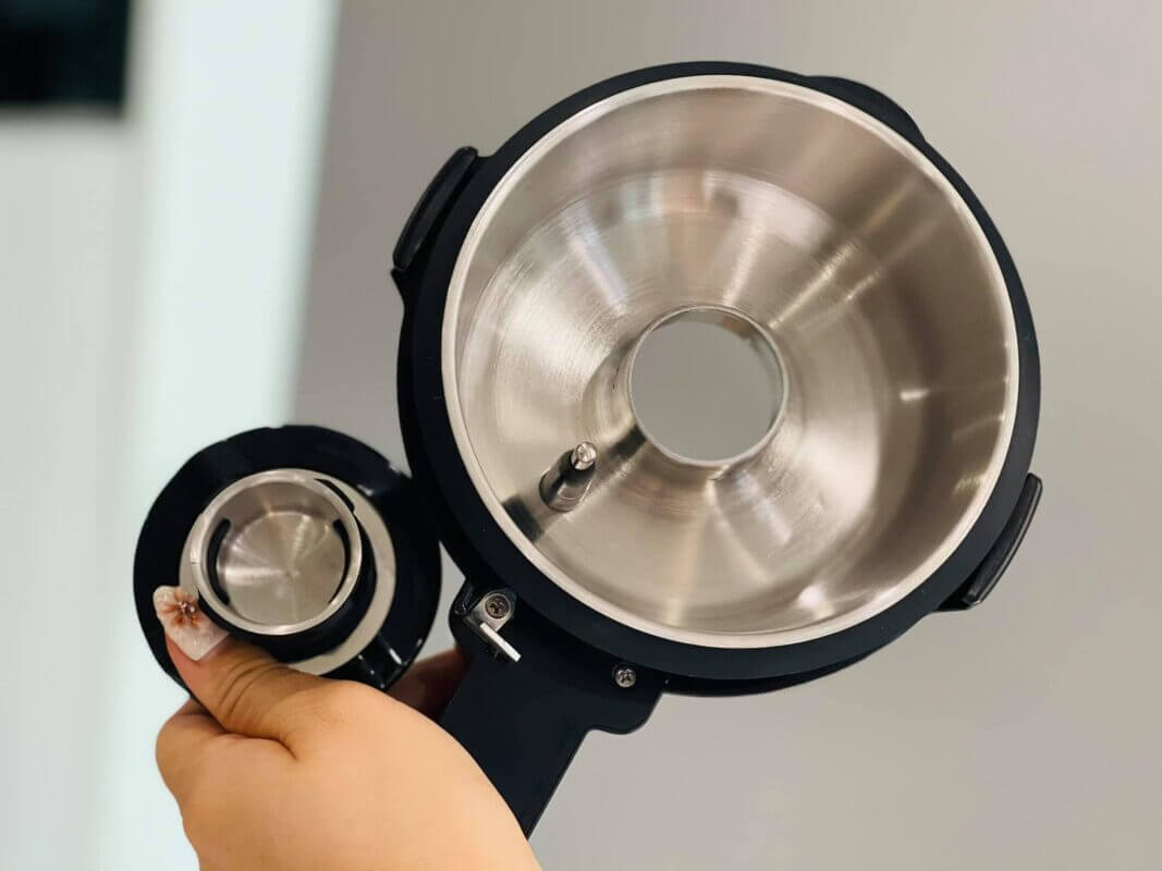 sữa hạt Kalite Pro 900 có hệ thống cảm biến trào thông minh