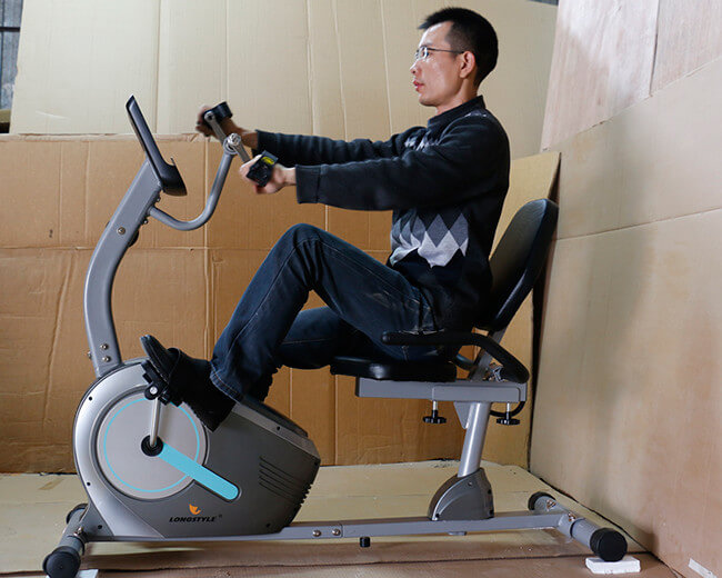 Xe đạp tập phục hồi chức năng là thiết bị y tế cần thiết cho người tai biến, chấn thương