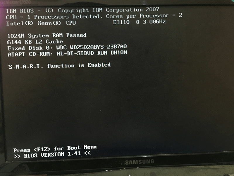 Laptop không lên màn hình do BIOS bị lỗi