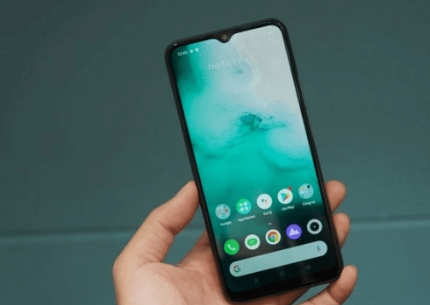 Màn hình điện thoại Realme C11 thiết kế hình giọt nước