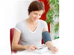 Cách sử dụng máy đo huyết áp tự động không dây Omron HEM-7600T