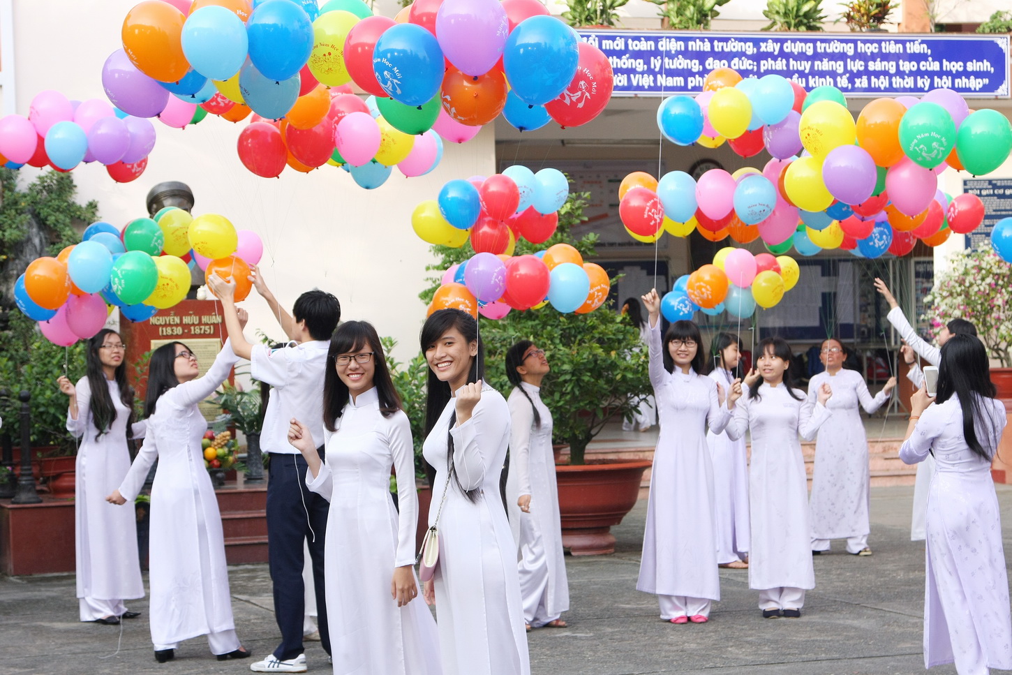 Hình ảnh đẹp nhất ngày đầu năm học mới